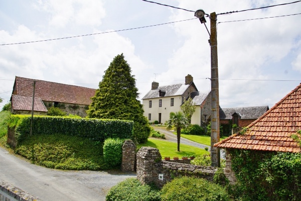 Photo Moon-sur-Elle - le village