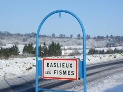 Photo paysage et monuments, Baslieux-lès-Fismes - Cadrez l'église