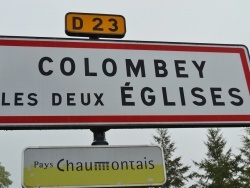 Photo paysage et monuments, Colombey-les-Deux-Églises - colombey les deux église (52330)