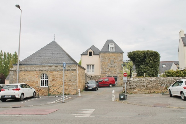 Le Village