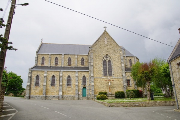 Photo Belz - église St Saturnin