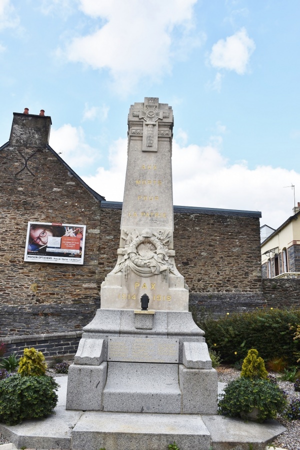 Photo Carentoir - le monument aux morts