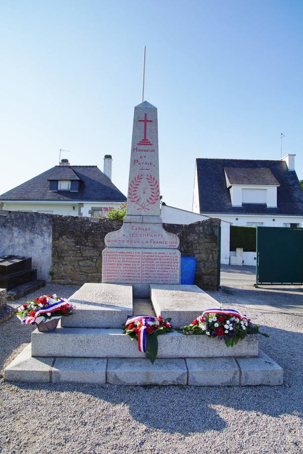 Photo Carnac - le Monuments Aux Morts