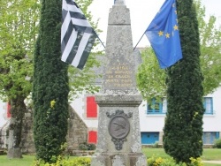 Photo paysage et monuments, Crach - le monument aux morts