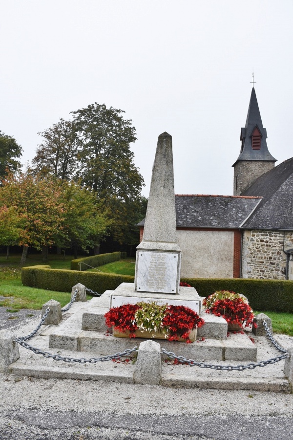 Photo Les Forges - le monument aux morts