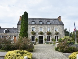 Photo paysage et monuments, Guégon - la Mairie