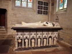 Photo paysage et monuments, Josselin - la badilique notre dame du roncier