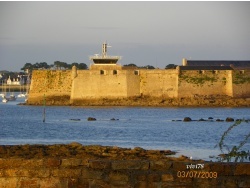 Photo paysage et monuments, Larmor-Plage - Vue sur la citadelle de Port Louis