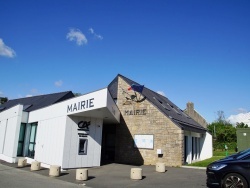 Photo paysage et monuments, Locoal-Mendon - la Mairie