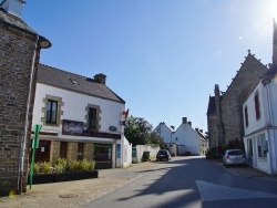 Photo paysage et monuments, Locoal-Mendon - le village