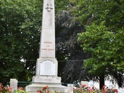 Photo paysage et monuments, Malestroit - le monument aux morts