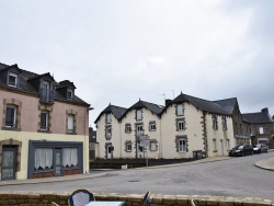 Photo paysage et monuments, Ménéac - le village