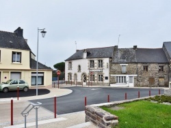 Photo paysage et monuments, Néant-sur-Yvel - le village