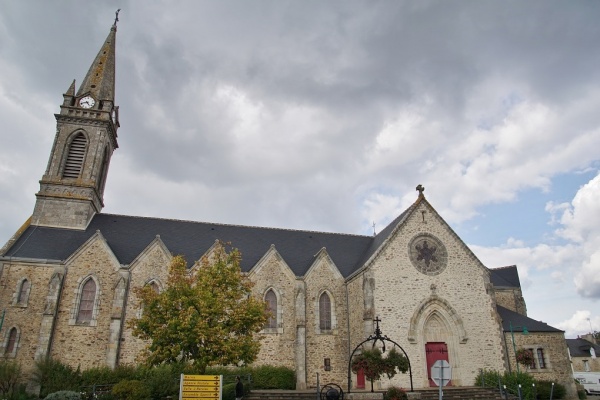 Photo Pleucadeuc - église saint pierre