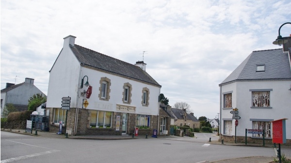 Photo Plougoumelen - le village