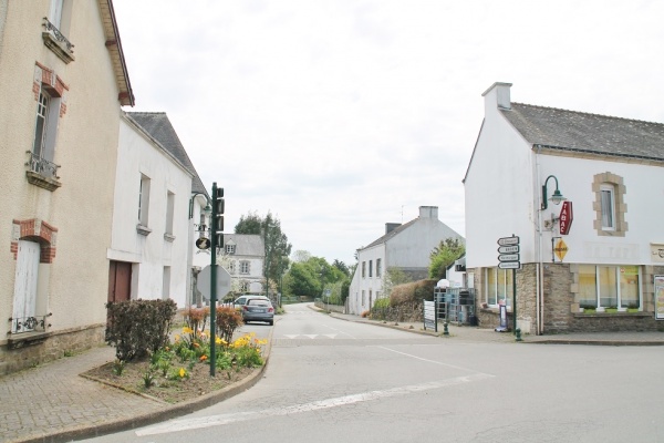 Photo Plougoumelen - le village