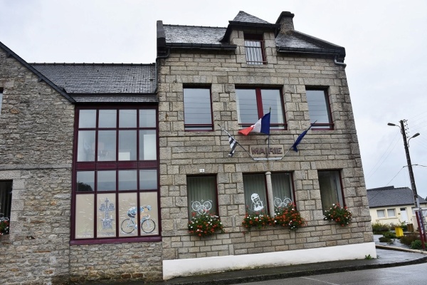 Photo Radenac - la mairie