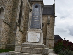 Photo paysage et monuments, Réguiny - le monument aux morts