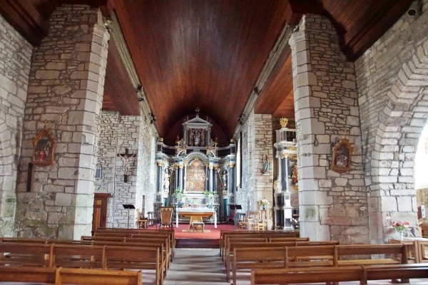 Photo Saint-Jean-Brévelay - église saint jean