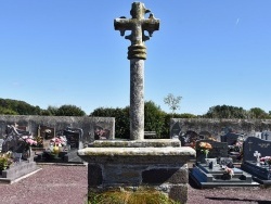 Photo paysage et monuments, Saint-Laurent-sur-Oust - la croix