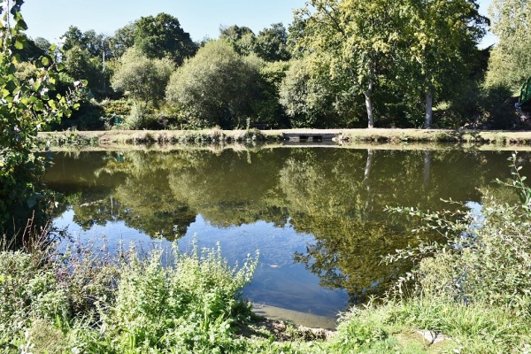 Photo Saint-Laurent-sur-Oust - la rivière