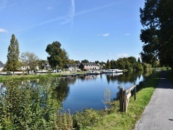 Photo paysage et monuments, Saint-Martin - oust Canal