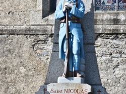 Photo paysage et monuments, Saint-Nicolas-du-Tertre - Le Monuments aux Morts