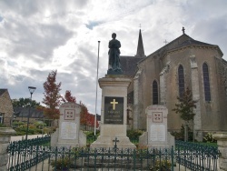 Photo paysage et monuments, Taupont - le Monument Aux Morts