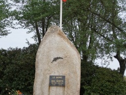 Photo paysage et monuments, Bono - le monument aux morts