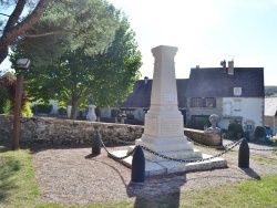 Photo paysage et monuments, Bazoches - le monument aux morts