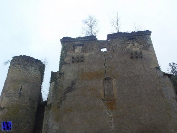 Photo Champlemy - Château de Champlemy Nièvre