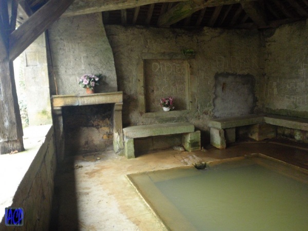 Photo Champlemy - Un lavoir de Champlemy Nièvre (1)