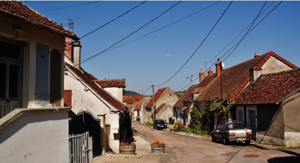 Photo Chasnay - La Commune