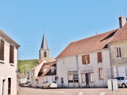 Photo paysage et monuments, Châteauneuf-Val-de-Bargis - La Commune