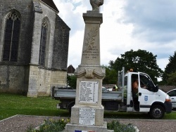 Photo paysage et monuments, Cosne-Cours-sur-Loire - le Monument Aux Morts