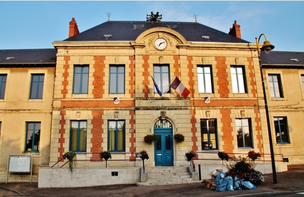 Photo Guérigny - La Mairie