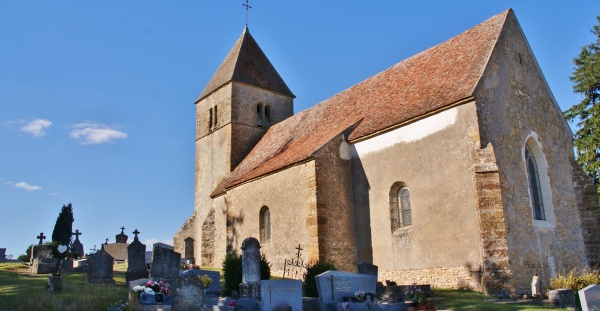 Photo Saint-Aubin-des-Chaumes - ²église Saint-Aubin 16 Em Siècle