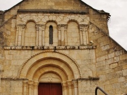 Photo paysage et monuments, Sainte-Colombe-des-Bois - L'église