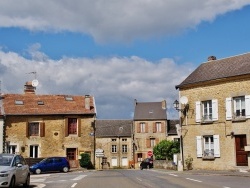 Photo paysage et monuments, Saint-Laurent-l'Abbaye - La Commune
