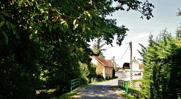 Photo Saint-Père - La Commune