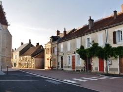 Photo paysage et monuments, Suilly-la-Tour - La Commune