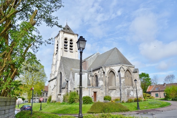 Photo Villeneuve-d'Ascq - église St Pierre