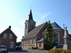 Photo paysage et monuments, Aubencheul-au-Bac - église Saint Pierre Saint paul