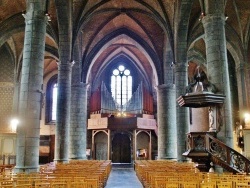 Photo paysage et monuments, Avesnes-sur-Helpe - Interieure de L'église