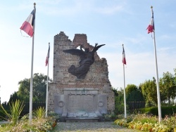 Photo paysage et monuments, Bailleul - le monument aux morts