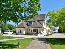 Photo paysage et monuments, Baisieux - La Mairie