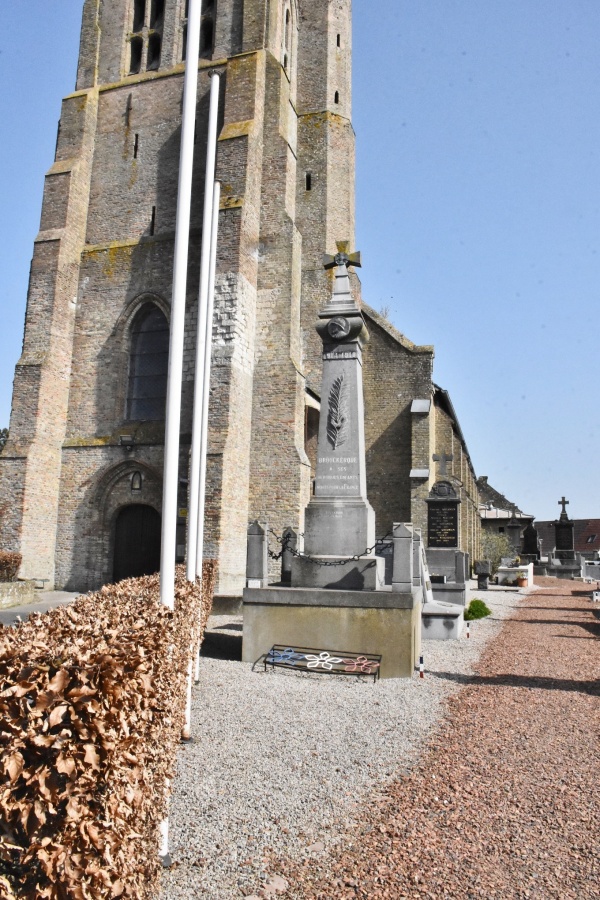 Photo Brouckerque - le monument aux morts