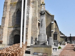 Photo paysage et monuments, Brouckerque - le monument aux morts