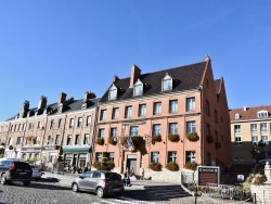 Photo paysage et monuments, Cassel - la Mairie