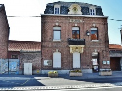 Photo paysage et monuments, Coutiches - La Mairie